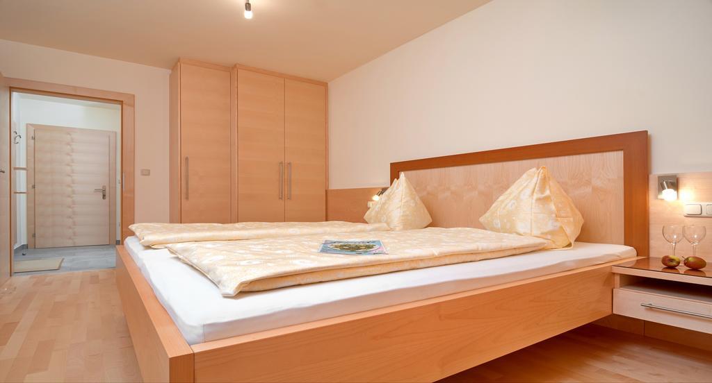Hubertushof Hotel Latschach ober dem Faakersee Eksteriør billede