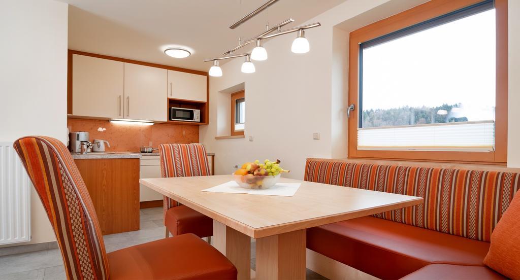 Hubertushof Hotel Latschach ober dem Faakersee Eksteriør billede