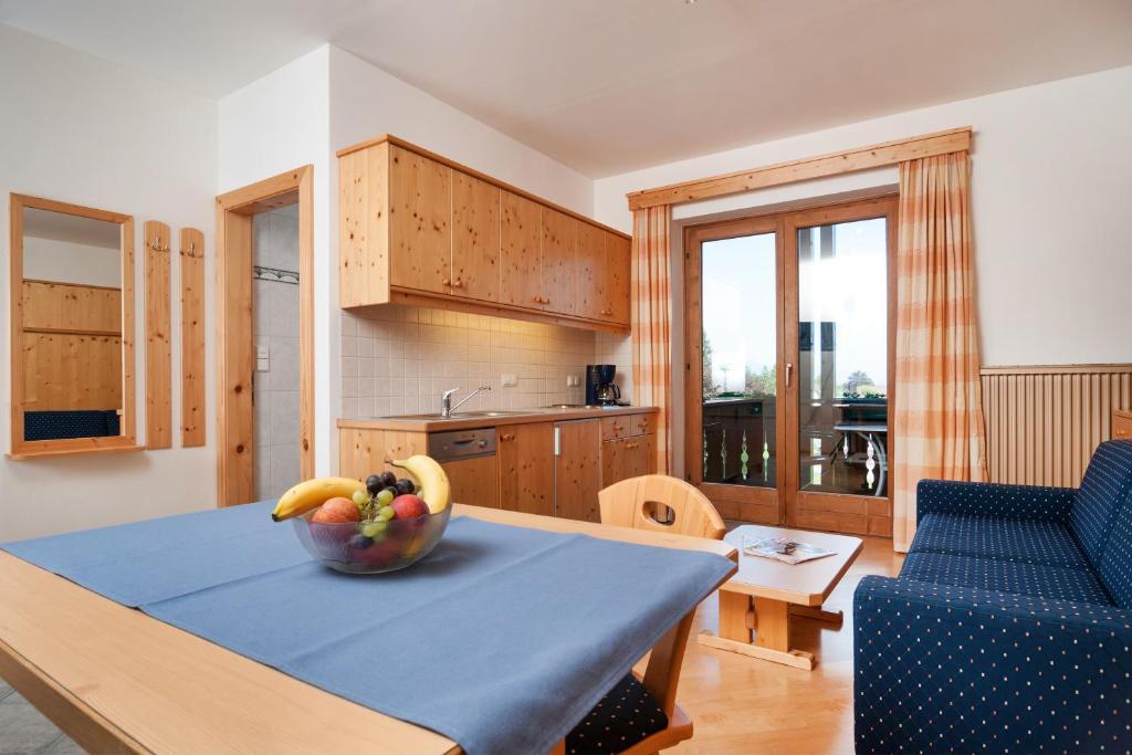 Hubertushof Hotel Latschach ober dem Faakersee Eksteriør billede