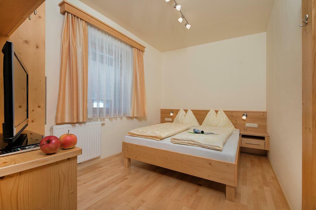 Hubertushof Hotel Latschach ober dem Faakersee Eksteriør billede